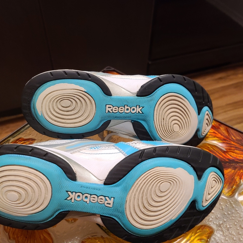 Turquoise and Silver Reeboks - Picture 7 of 7